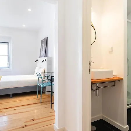 Готель Gloria 10 Лісабон