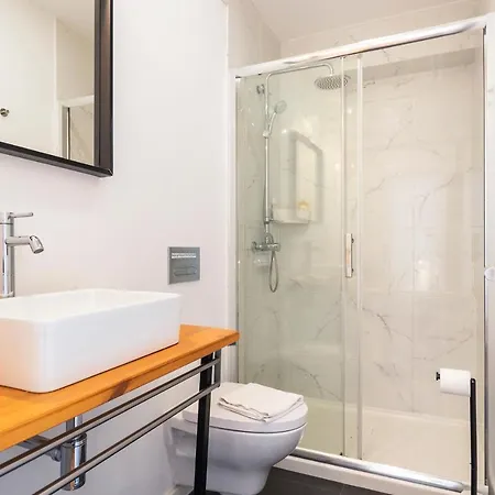 Gloria 10 3* Лісабон