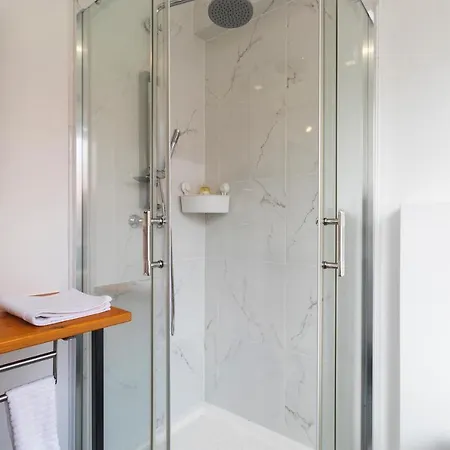 Gloria 10 3* Лісабон